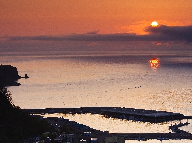6J3P2744+.jpg